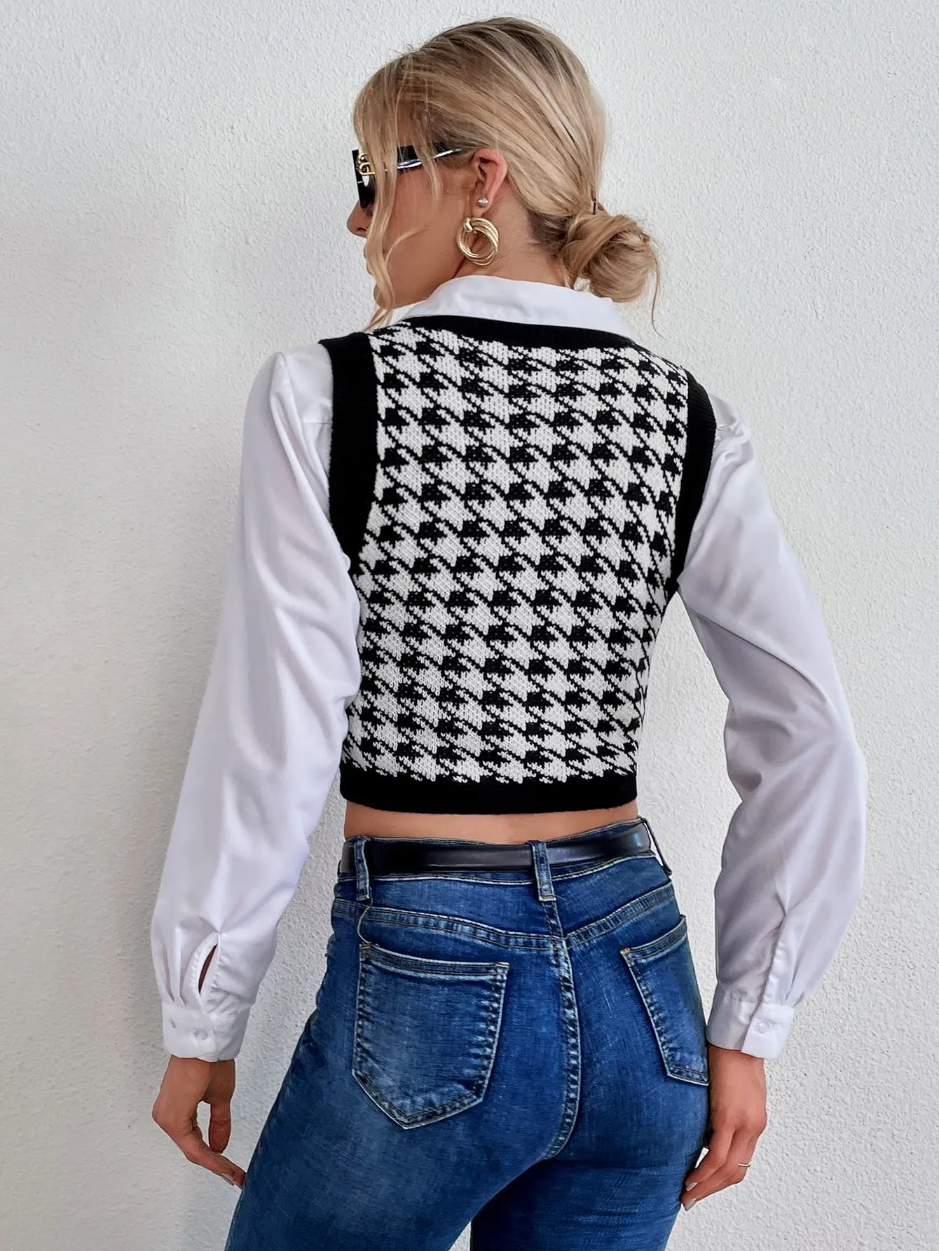 Houndstooth Pattern Sweater Vest Without Blouse