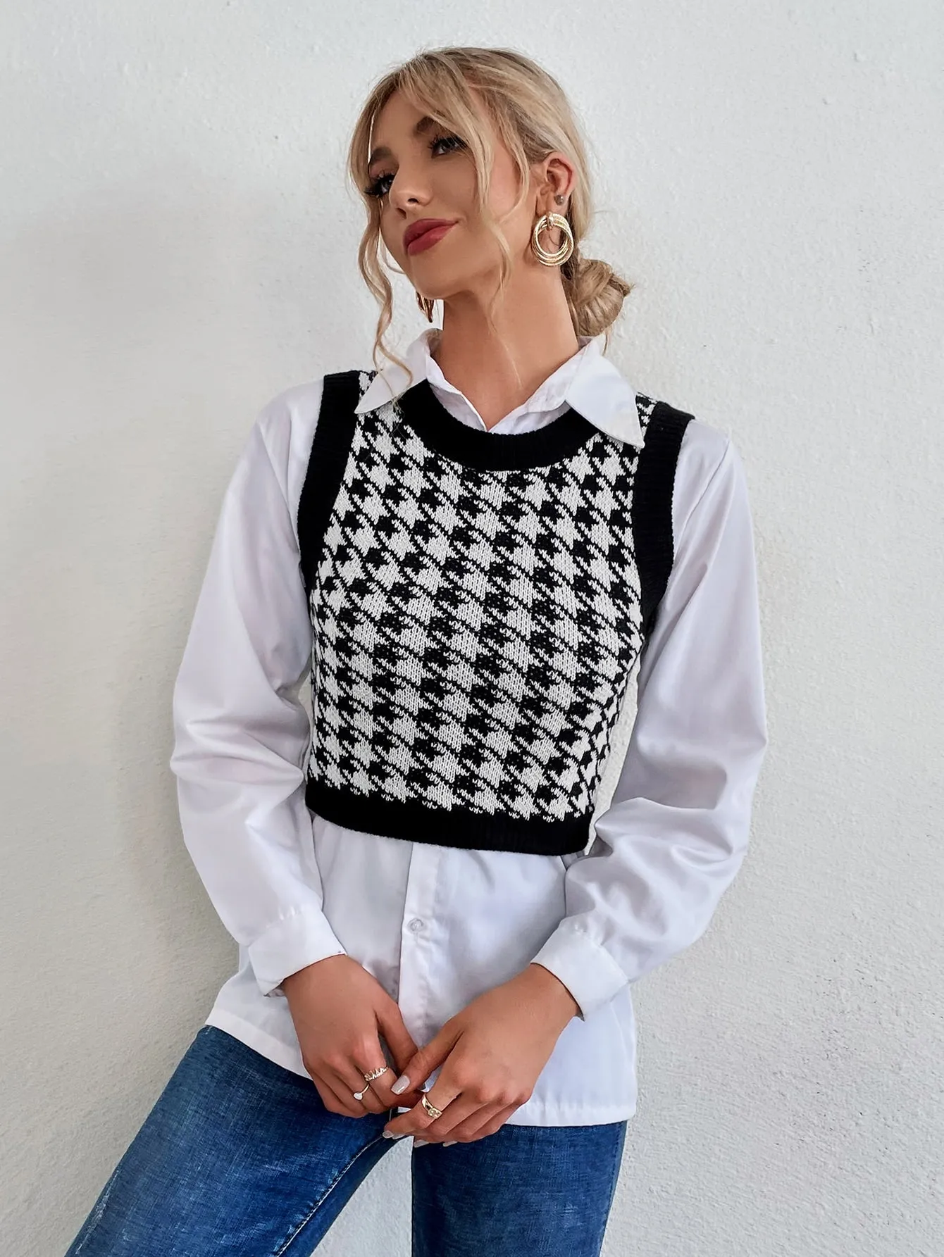 Houndstooth Pattern Sweater Vest Without Blouse